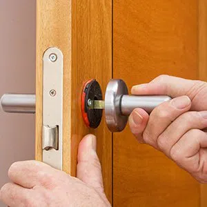 Father Son Locksmith Store Fontana, CA 909-340-9159 - broken-key-extraction