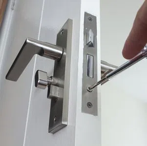 Father Son Locksmith Store Fontana, CA 909-340-9159 - lock-opening